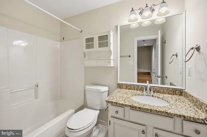 8143 Madrillon Ct, Vienna, Virginia 22182