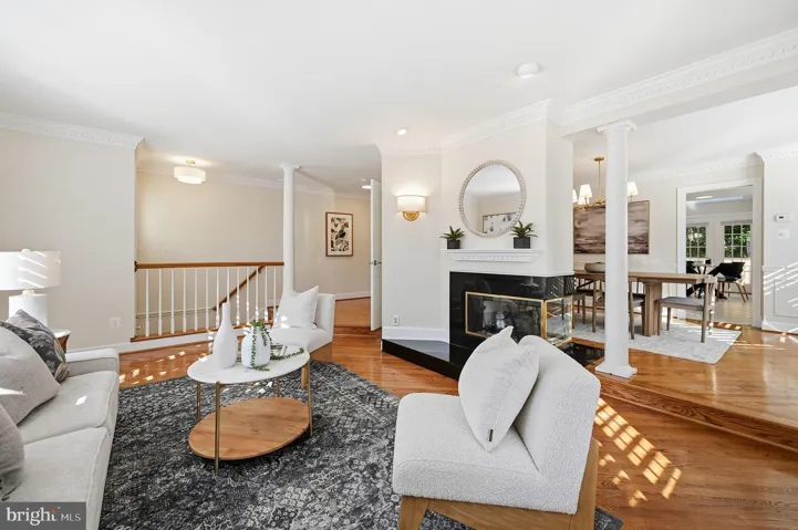 8143 Madrillon Ct, Vienna, Virginia 22182