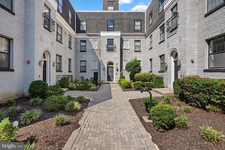 16 17th St Ne #112, Washington, District of Columbia 20002