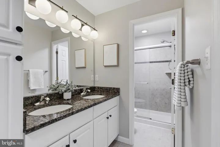 5215 Lighthorne Rd, Burke, Virginia 22015
