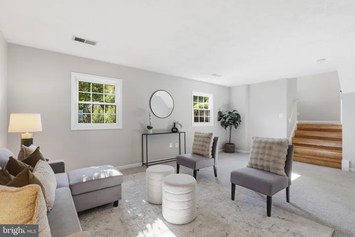 5215 Lighthorne Rd, Burke, Virginia 22015