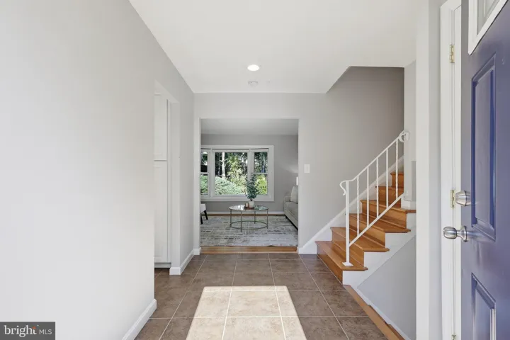 5215 Lighthorne Rd, Burke, Virginia 22015