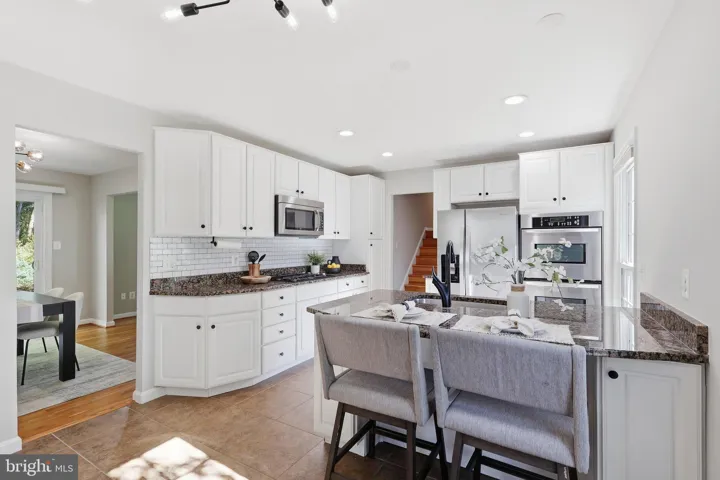 5215 Lighthorne Rd, Burke, Virginia 22015
