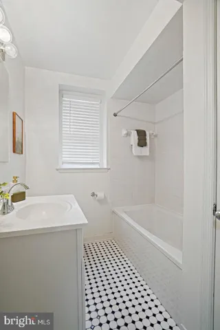 3610 39th St Nw #a541, Washington, District of Columbia 20016