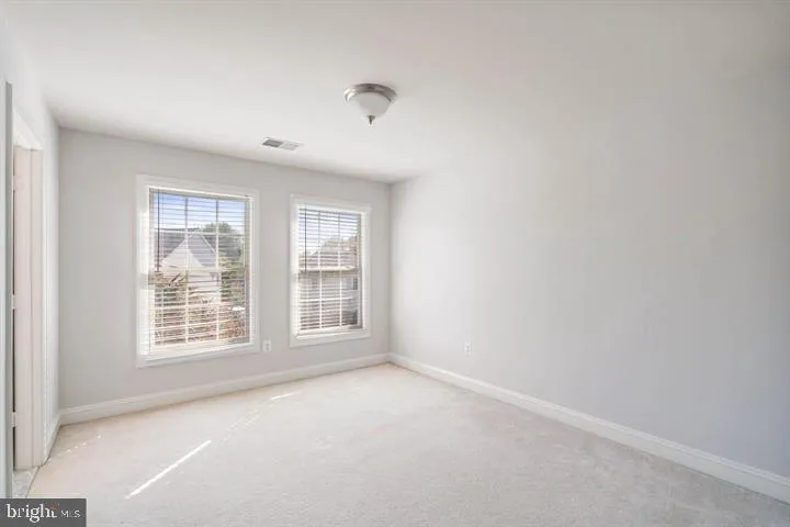2038 Madrillon Rd, Vienna, Virginia 22182