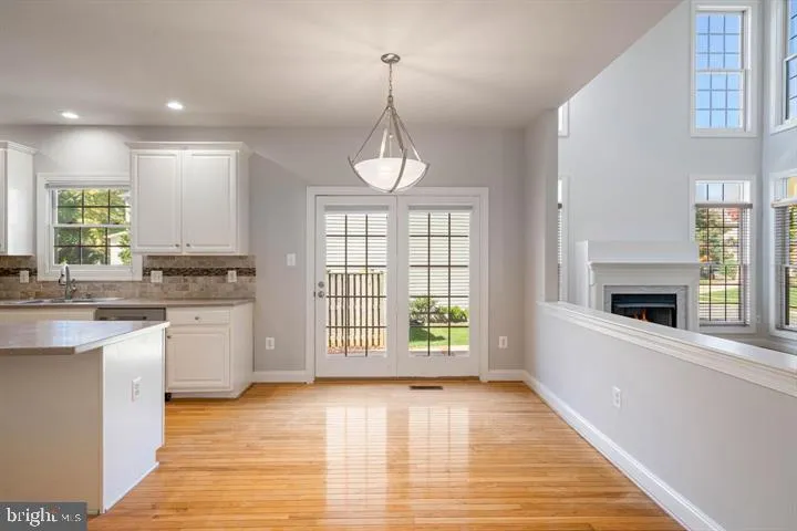 2038 Madrillon Rd, Vienna, Virginia 22182