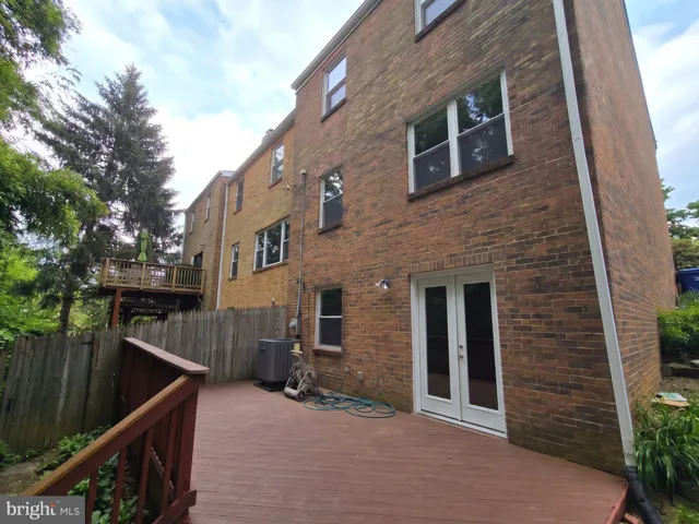 3375 Ardley Ct, Falls Church, Virginia 22041