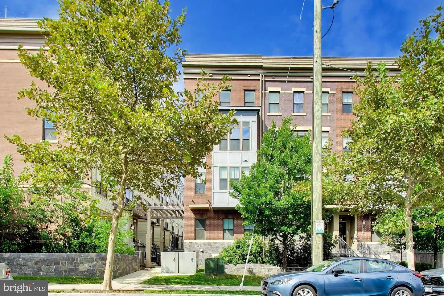 915 ELDER STREET, Washington, DC 20012