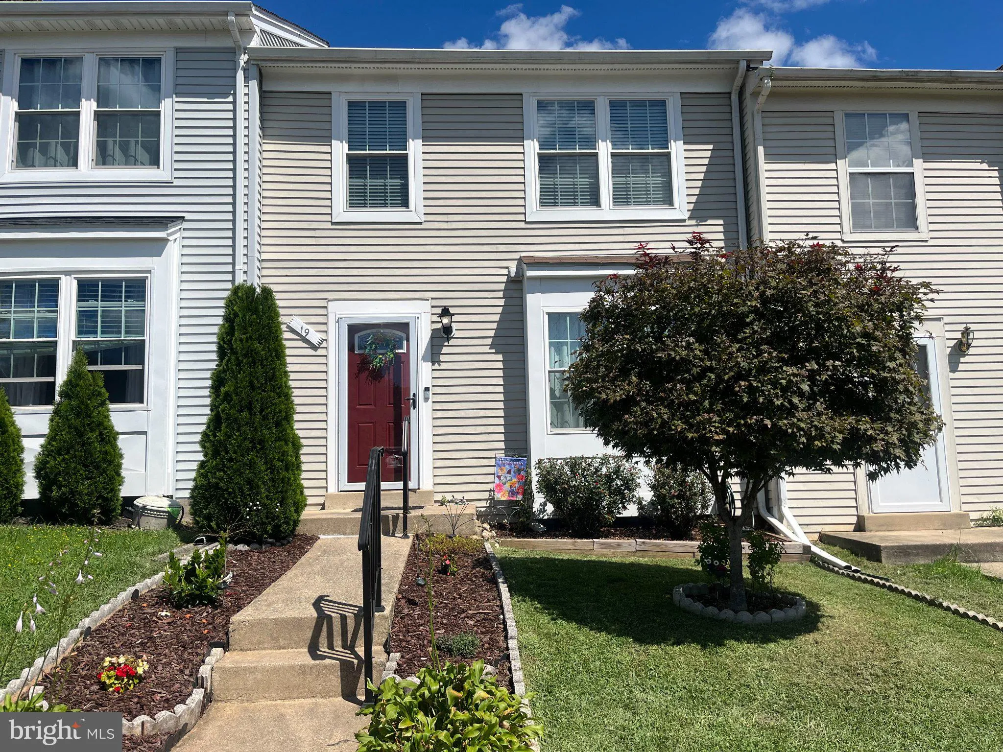 19 APPLEGRATH COURT, Germantown, MD 20876