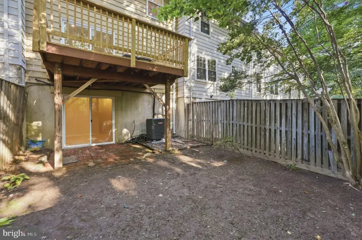 6127 Calico Pool Ln, Burke, Virginia 22015