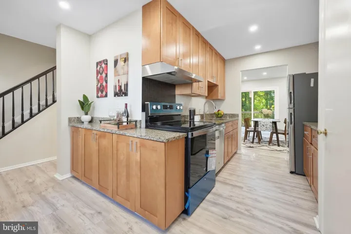 6127 Calico Pool Ln, Burke, Virginia 22015