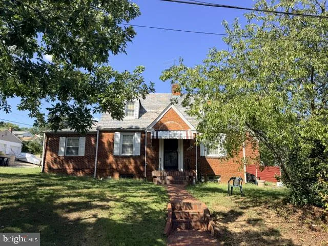 3346 CAMDEN STREET, Washington, DC 20020