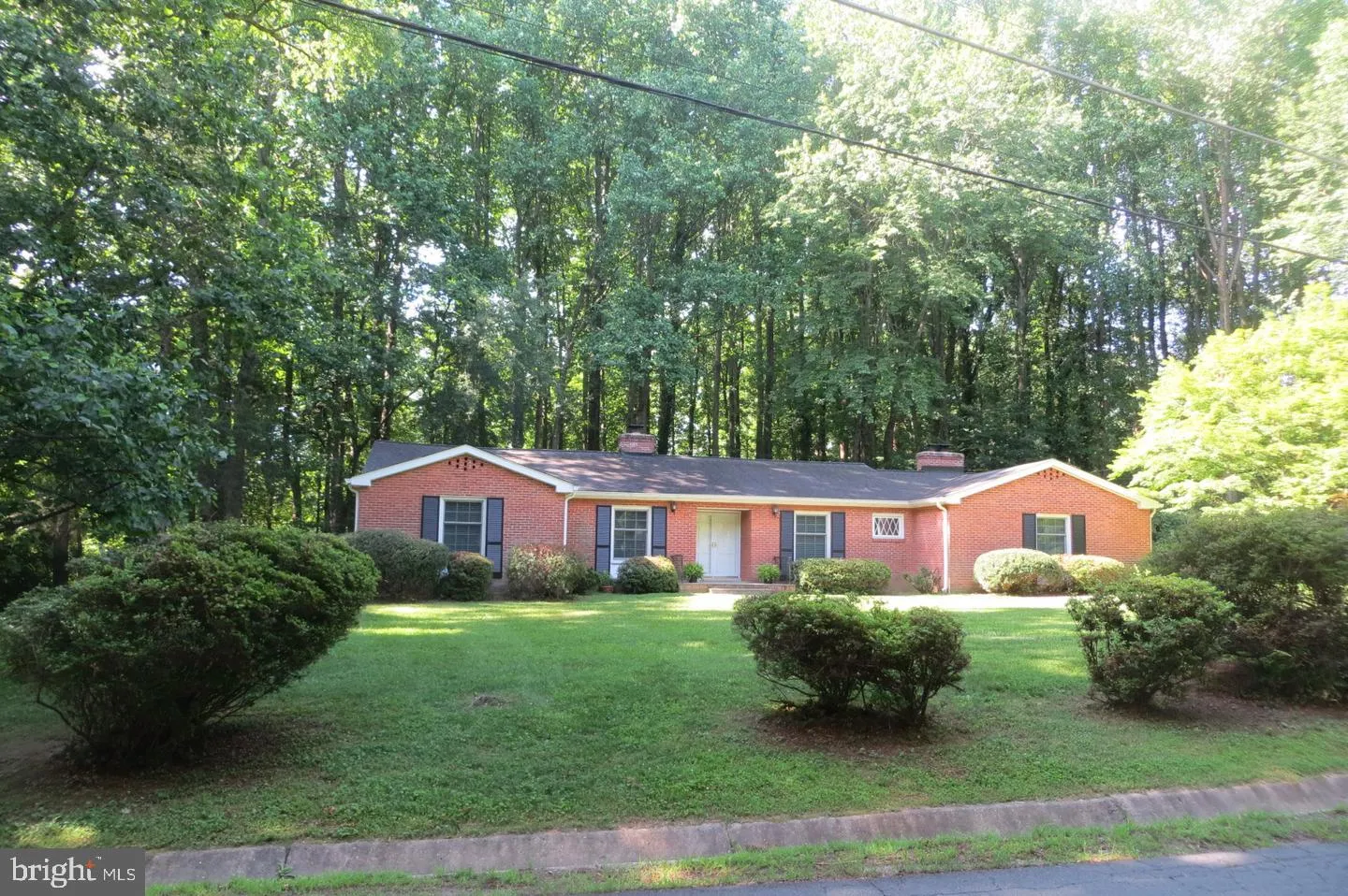 2025 POST ROAD, Vienna, VA 22181