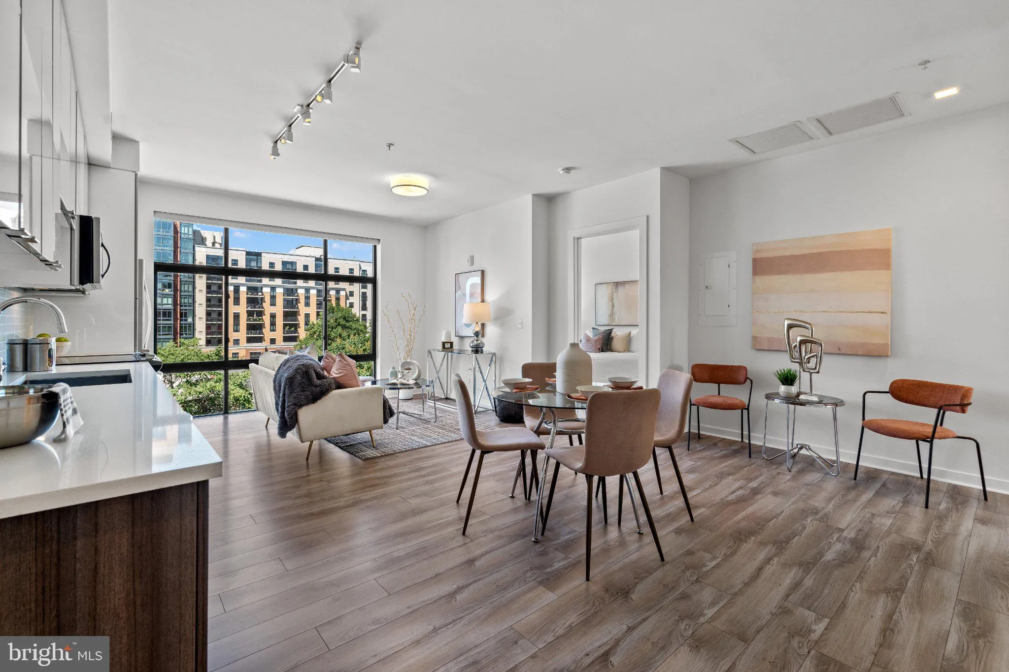 911 2ND STREET, Washington, DC 20001