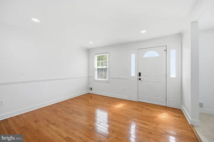 1214 Fox Run Pl, Woodbridge, Virginia 22191