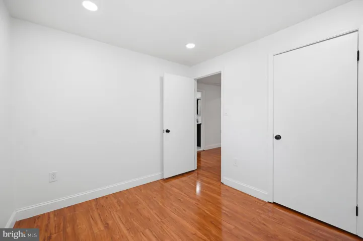 1214 Fox Run Pl, Woodbridge, Virginia 22191