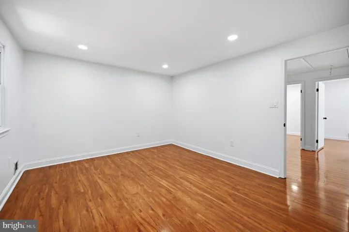 1214 Fox Run Pl, Woodbridge, Virginia 22191