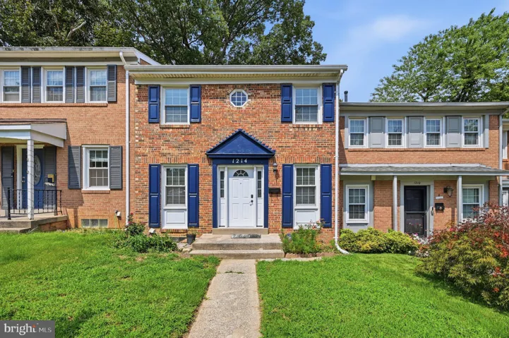 1214 Fox Run Pl, Woodbridge, Virginia 22191