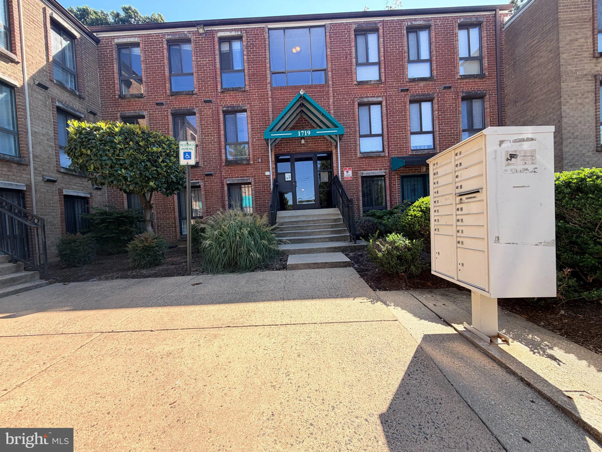 1719 GAINESVILLE STREET, Washington, DC 20020