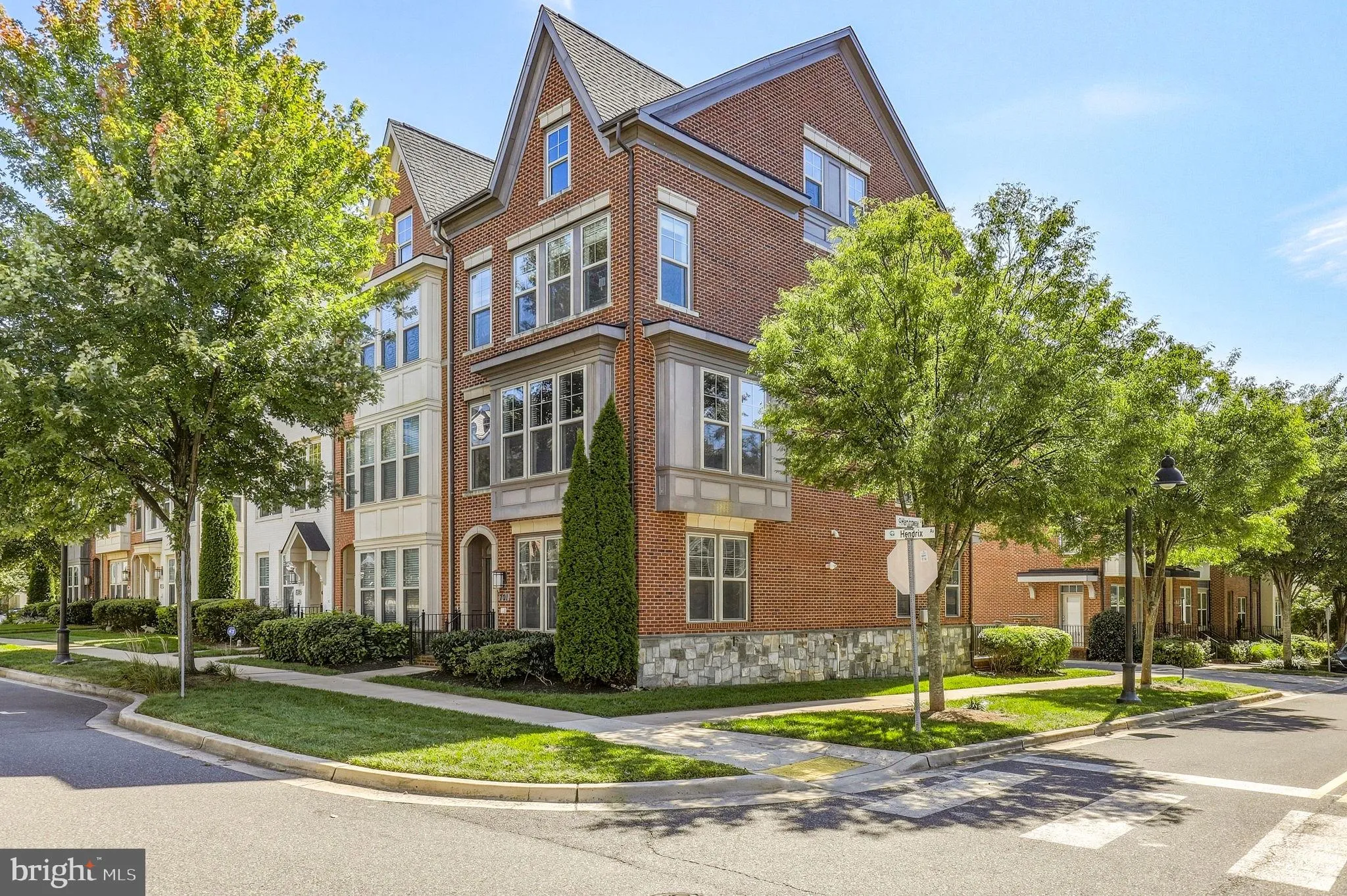 701 HENDRIX AVENUE, Gaithersburg, MD 20878