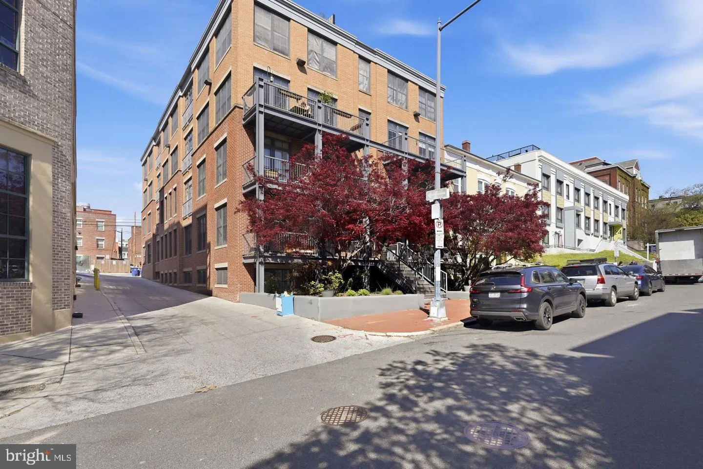2412 17TH STREET, Washington, DC 20009