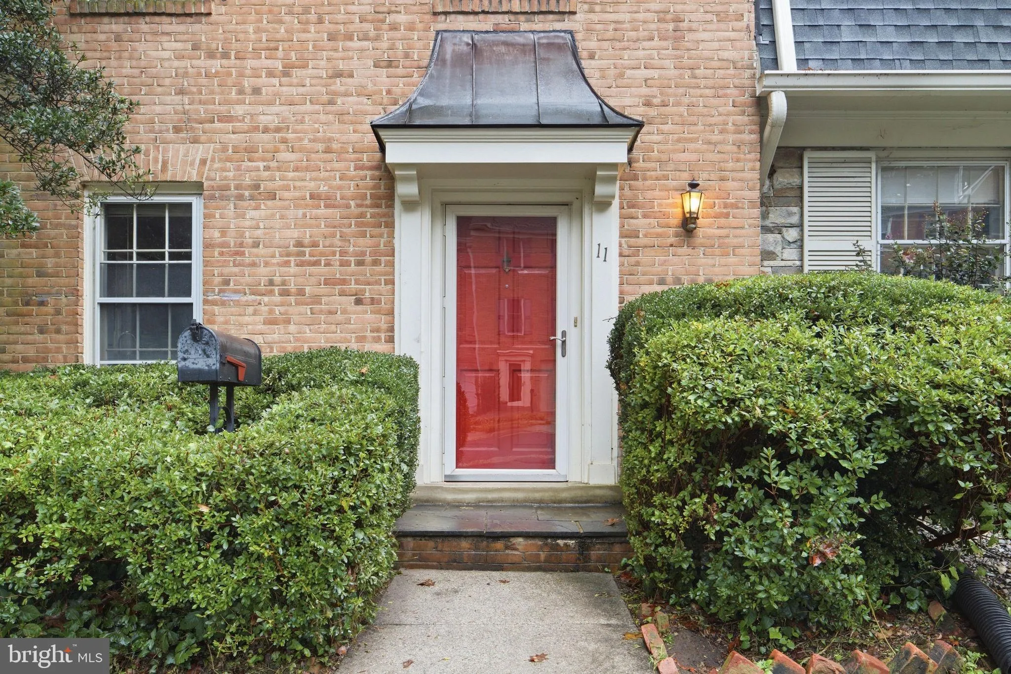 11 SANGAMORE COURT, Bethesda, MD 20816