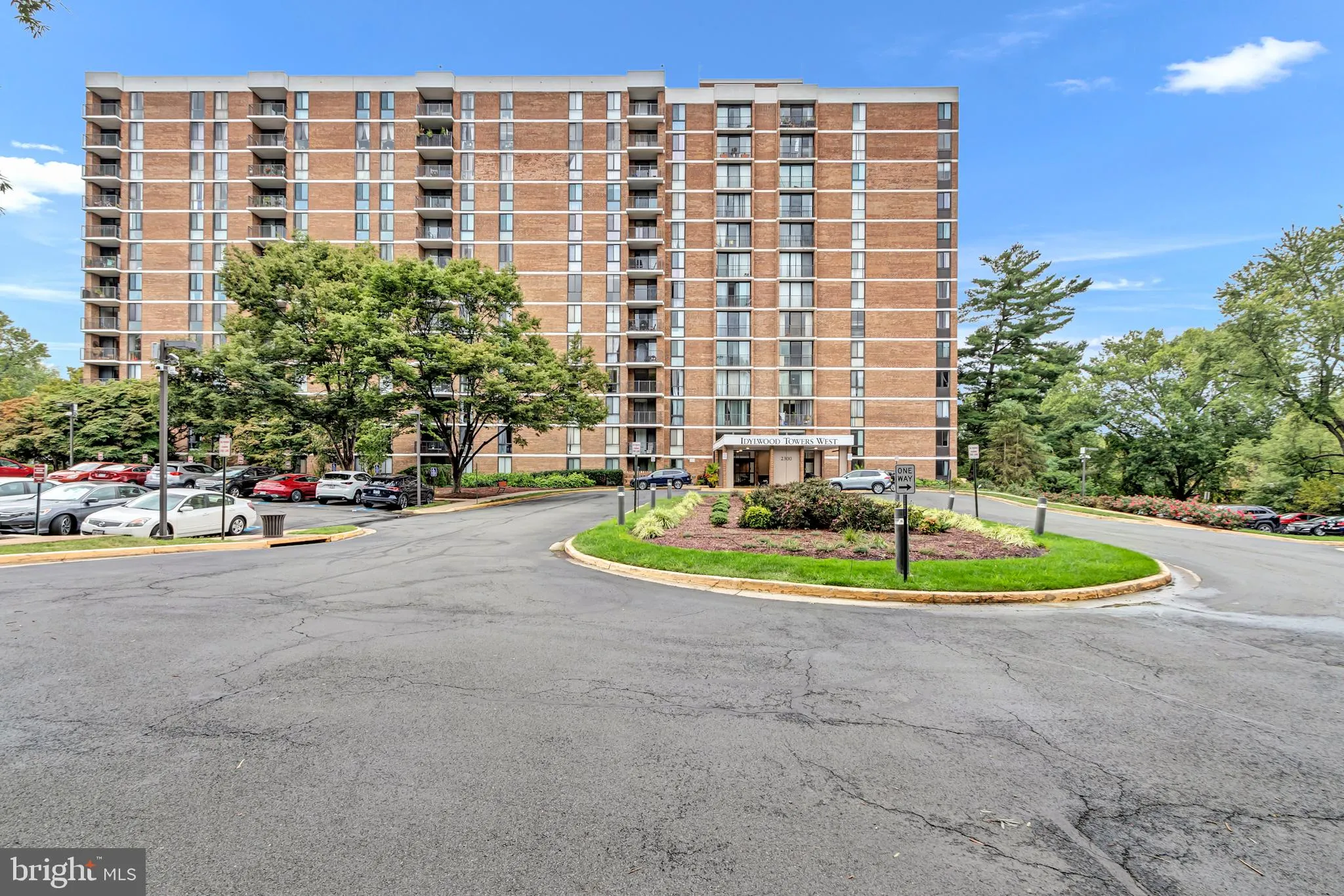 2300 PIMMIT DRIVE, Falls Church, VA 22043