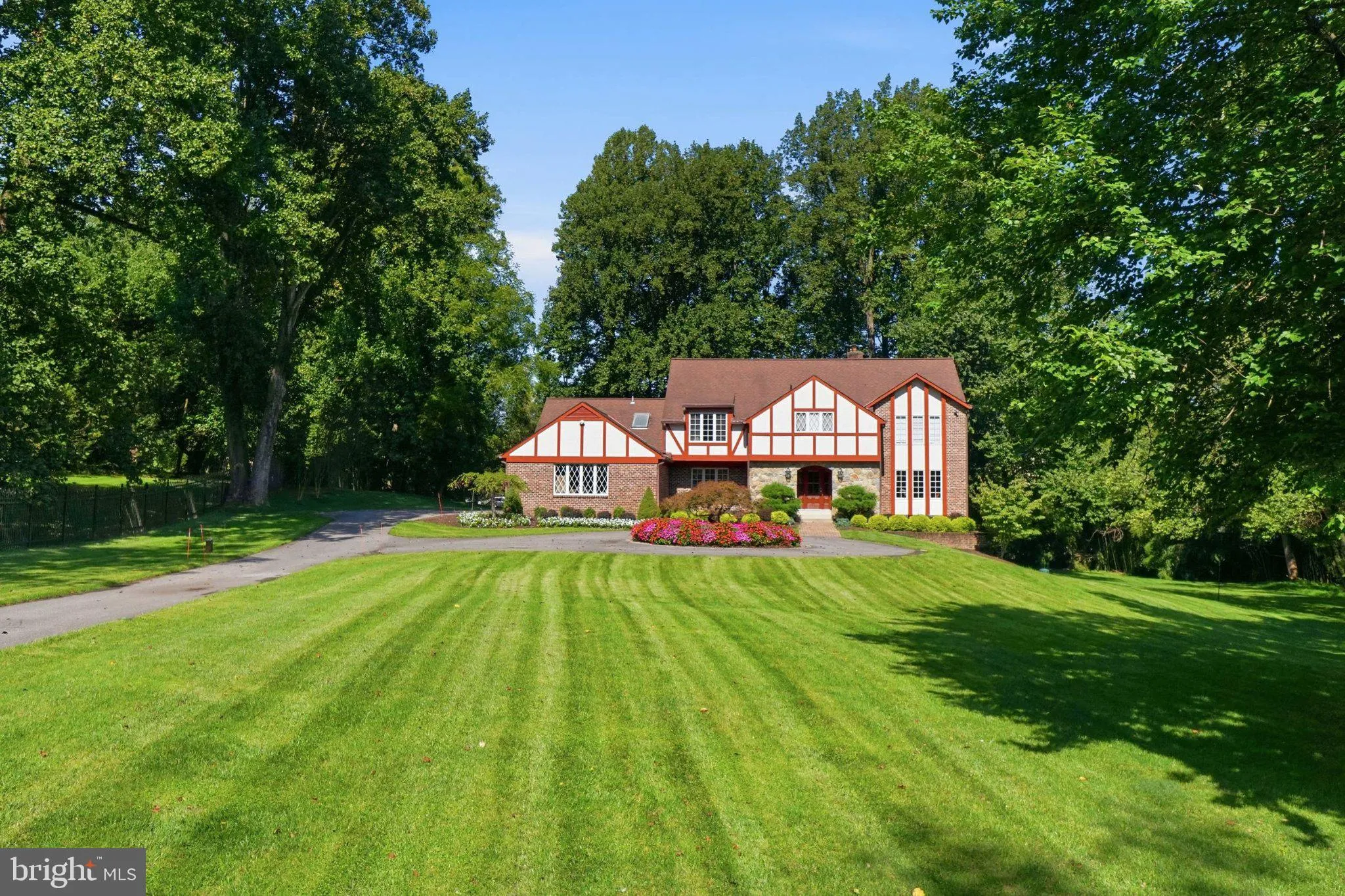 10804 LOCKLAND ROAD, Potomac, MD 20854