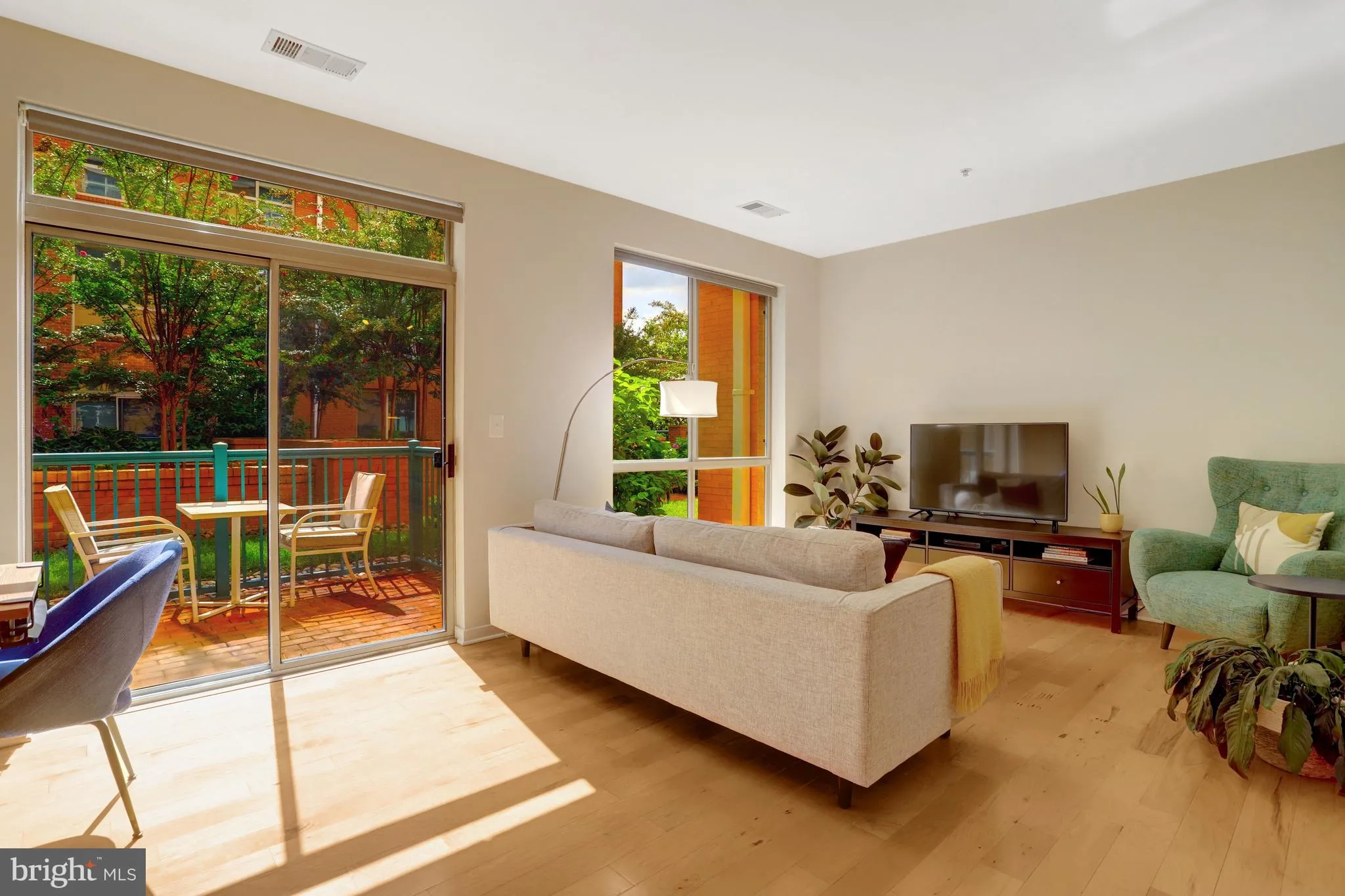 2200 WESTMORELAND STREET, Arlington, VA 22213