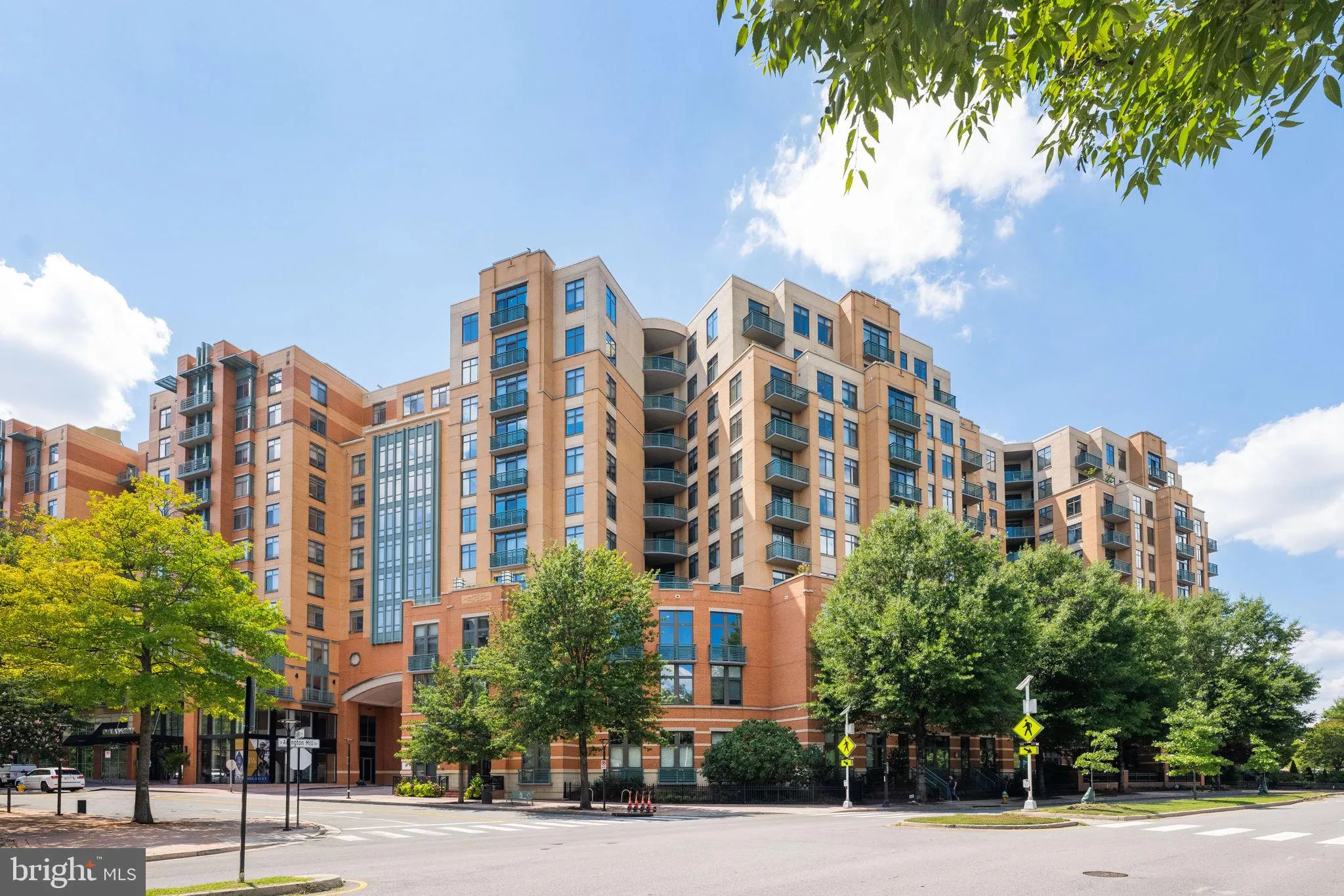 2720 ARLINGTON MILL DRIVE, Arlington, VA 22206