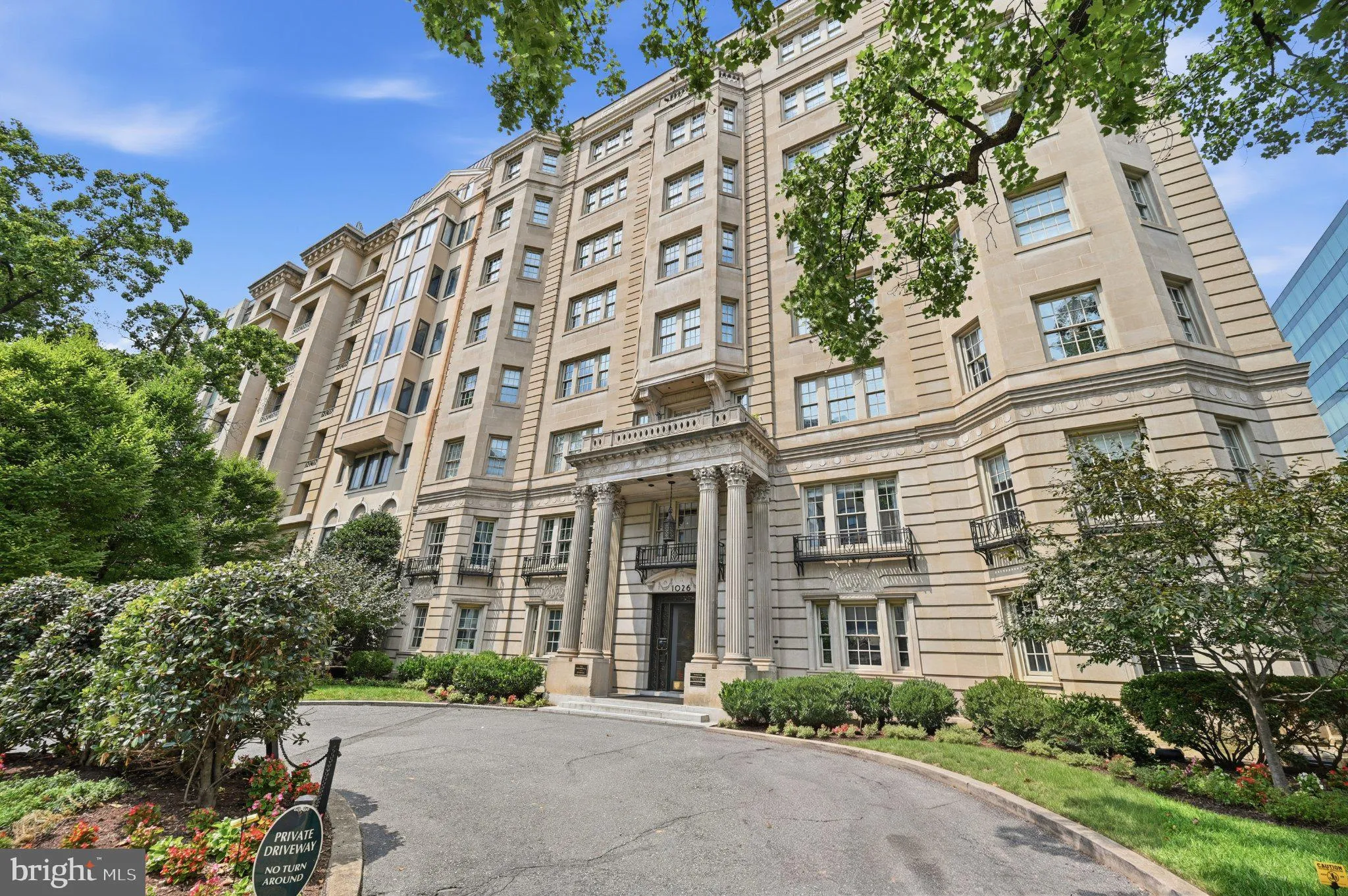 1026 16TH STREET, Washington, DC 20036