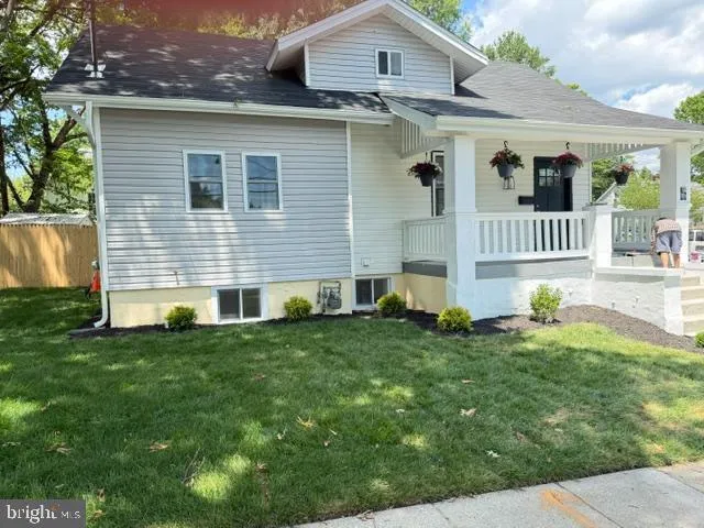 1004 SHEPHERD STREET, Washington, DC 20017