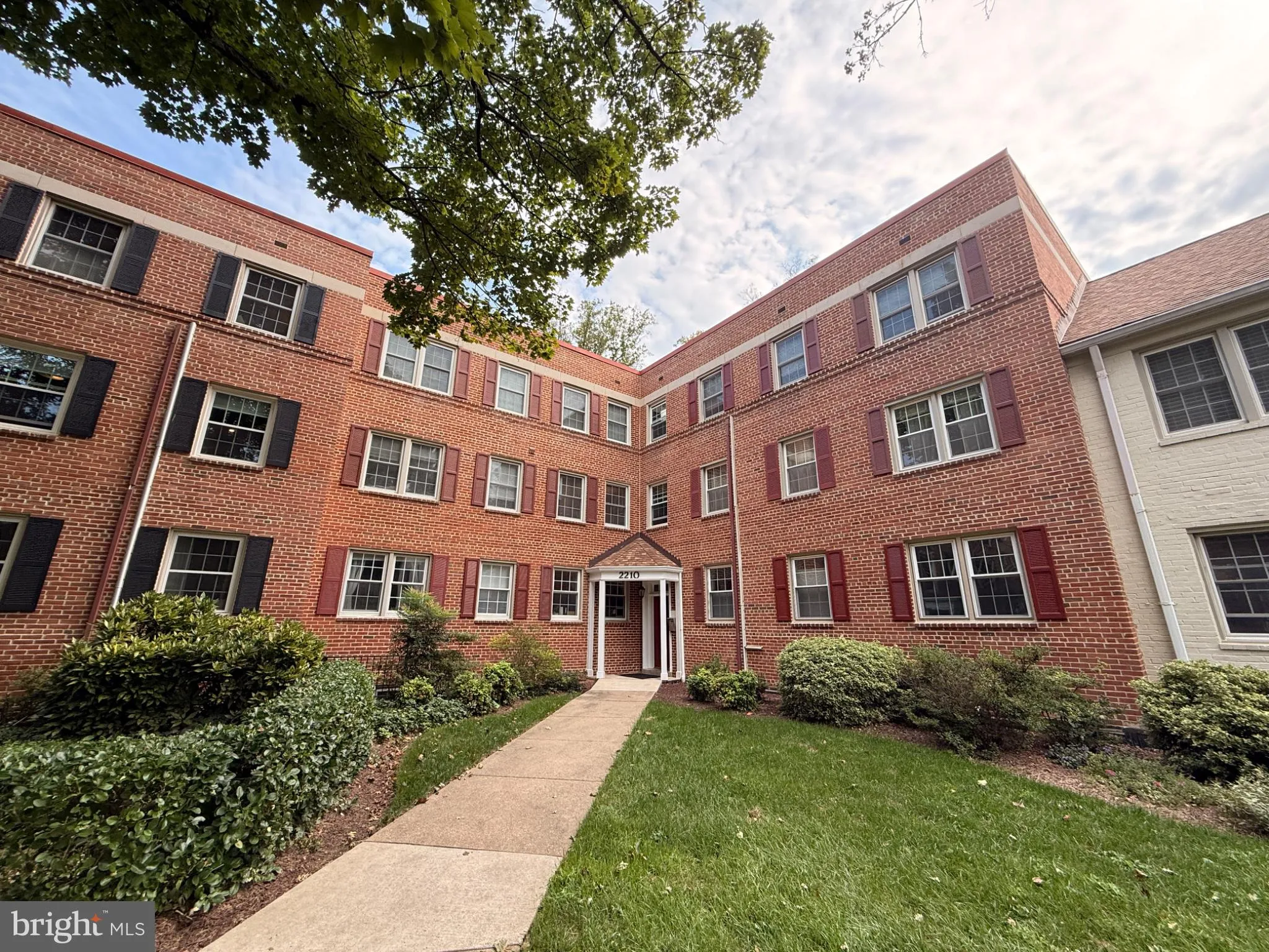 2210 WASHINGTON AVENUE, Silver Spring, MD 20910