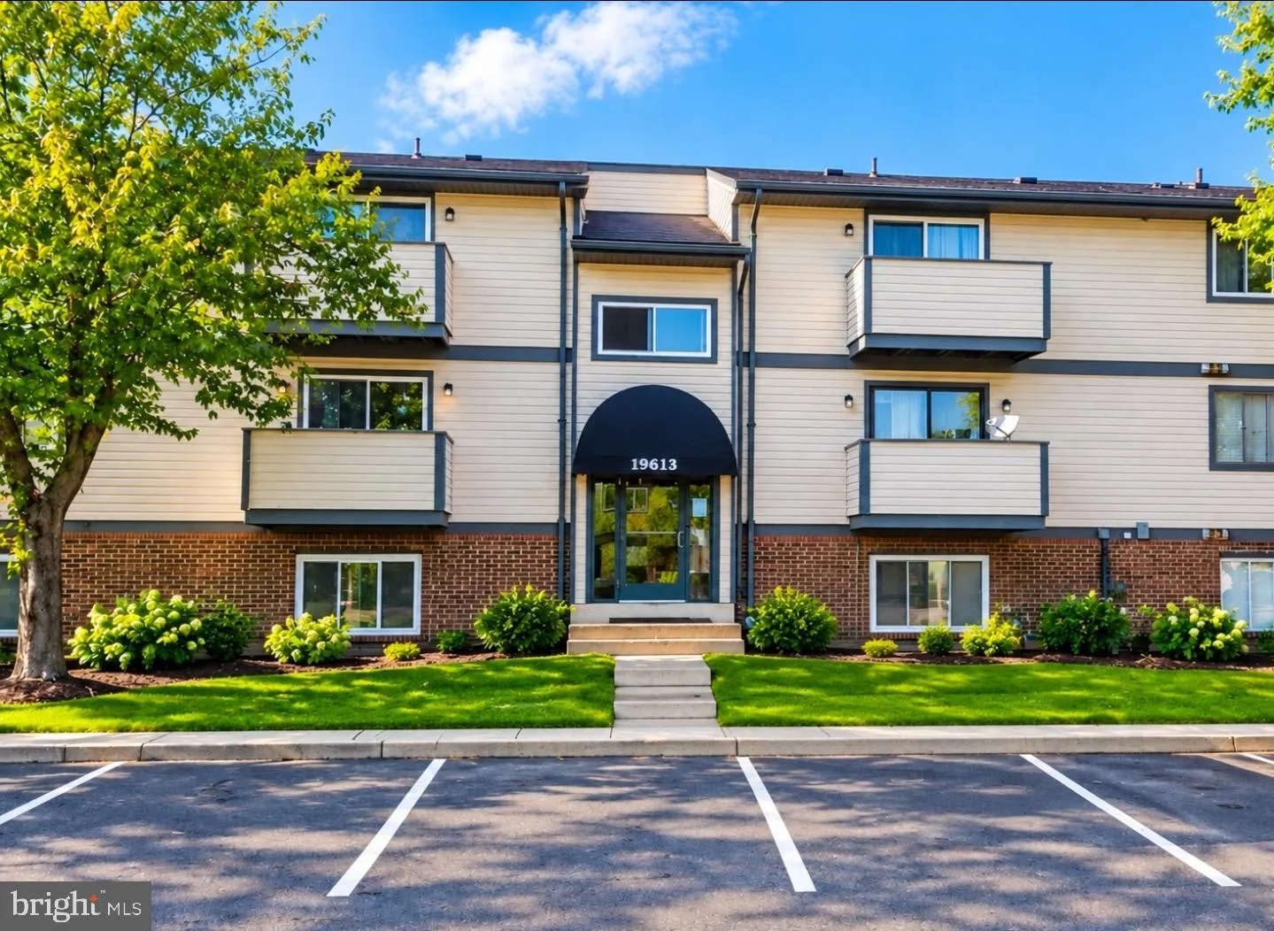 19613 GUNNERS BRANCH ROAD, Germantown, MD 20876