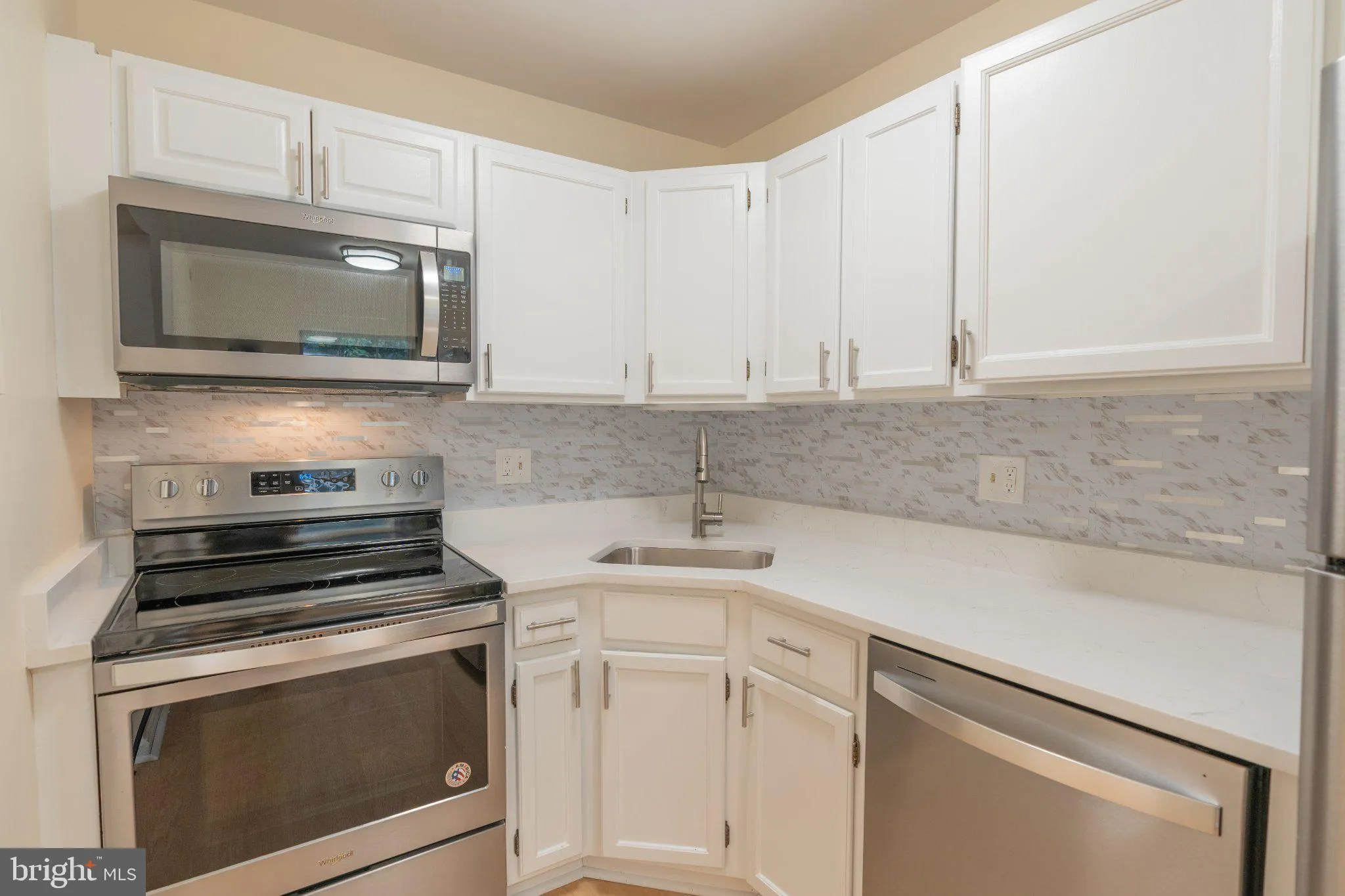 1909 RHODES STREET, Arlington, VA 22201