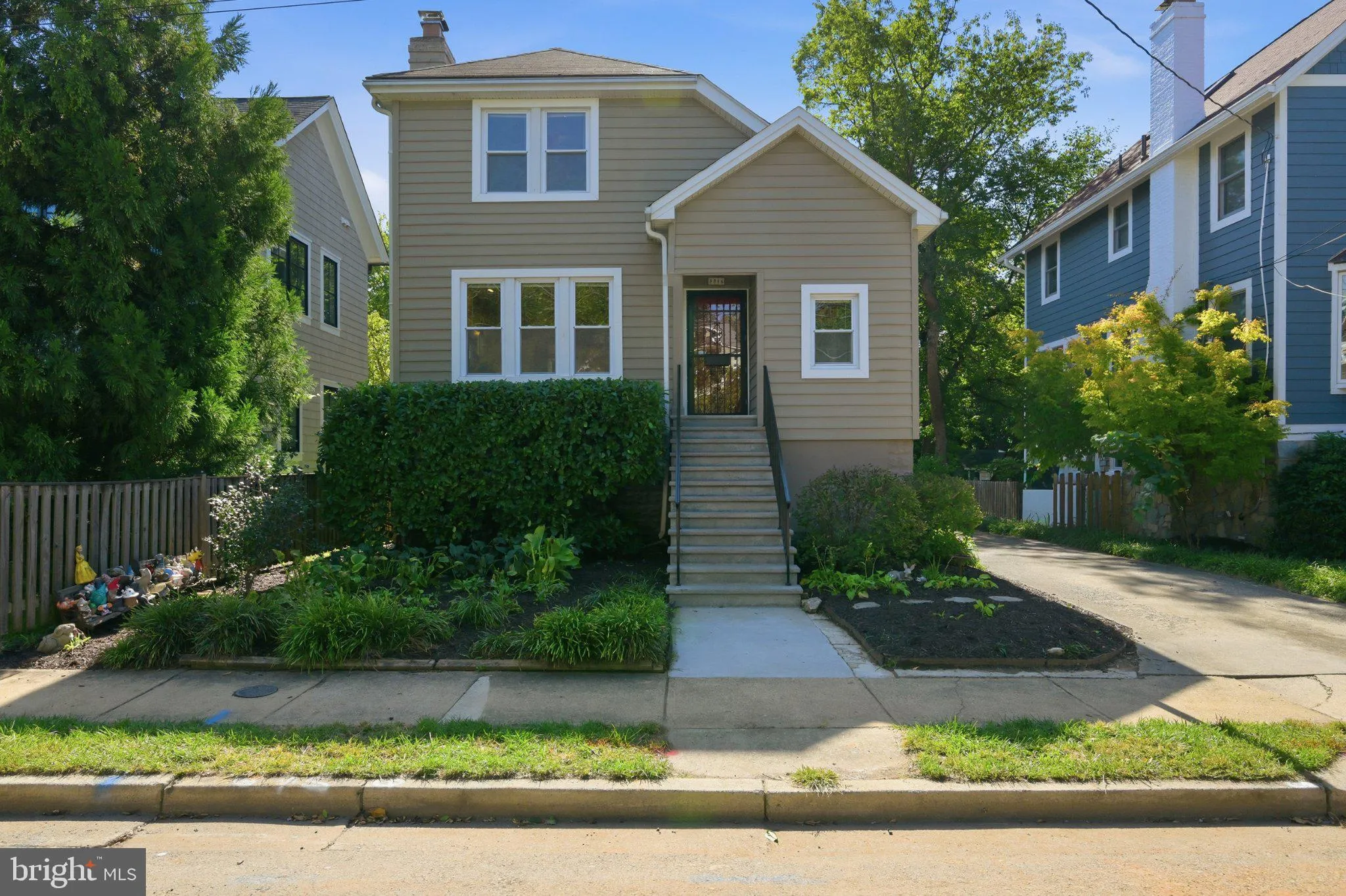 3316 2ND ROAD, Arlington, VA 22201