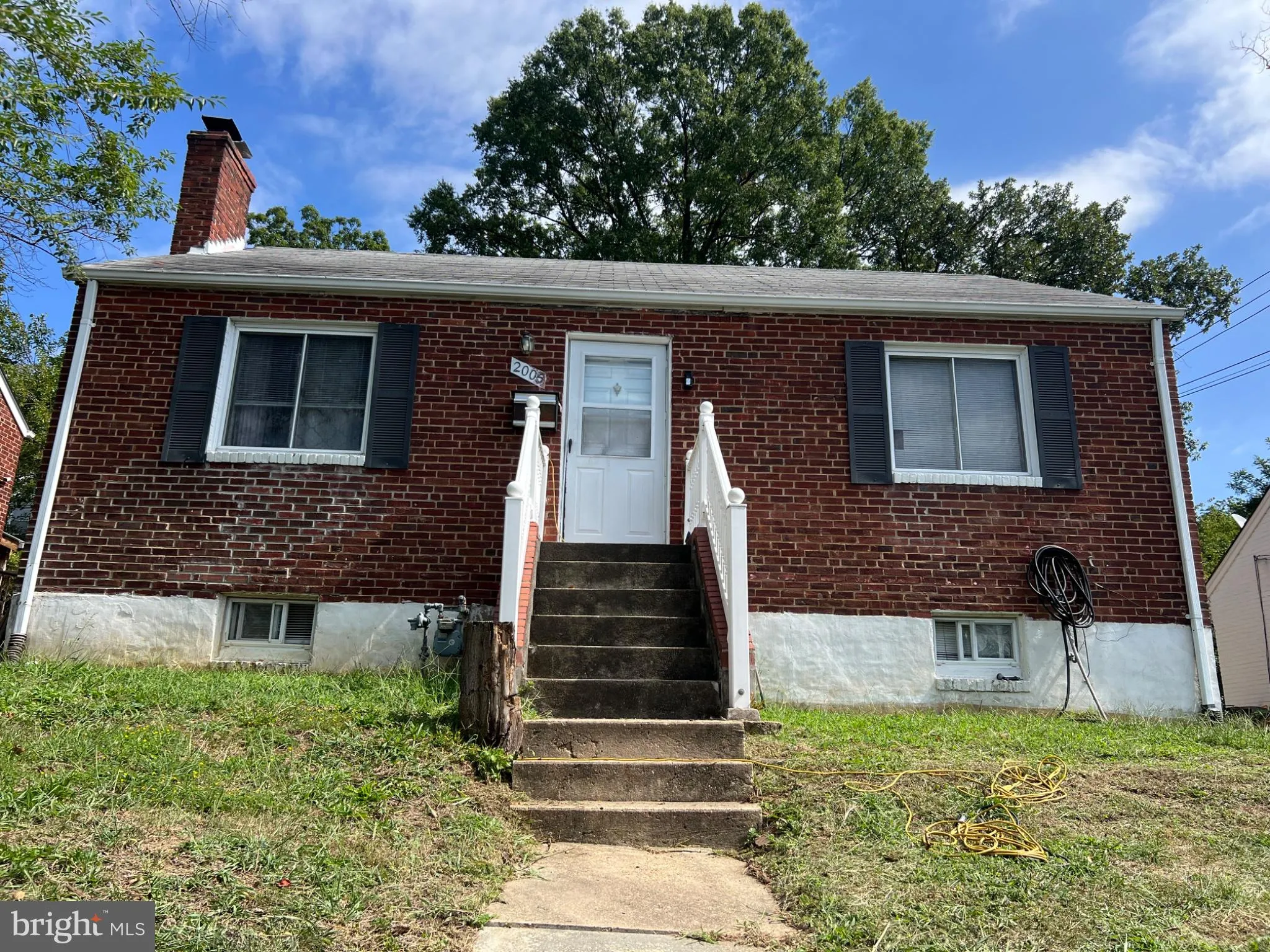 2005 QUEBEC STREET, Arlington, VA 22204