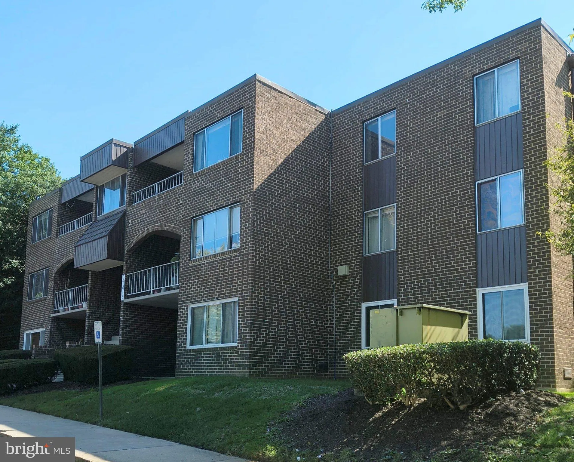442 GIRARD STREET, Gaithersburg, MD 20877