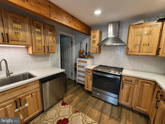 4305 Kentland Dr, Woodbridge, Virginia 22193