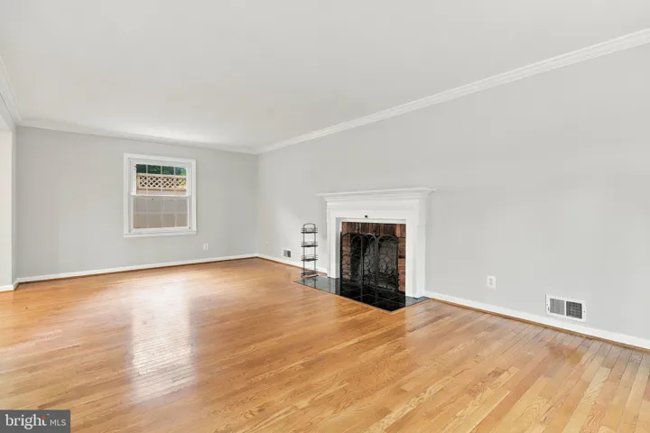 8614 Vernon Ave, Alexandria, Virginia 22309