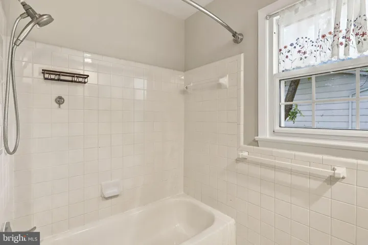 8614 Vernon Ave, Alexandria, Virginia 22309