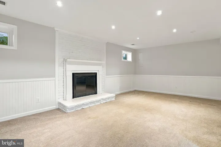 8614 Vernon Ave, Alexandria, Virginia 22309