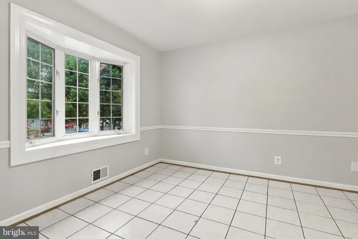 8614 Vernon Ave, Alexandria, Virginia 22309