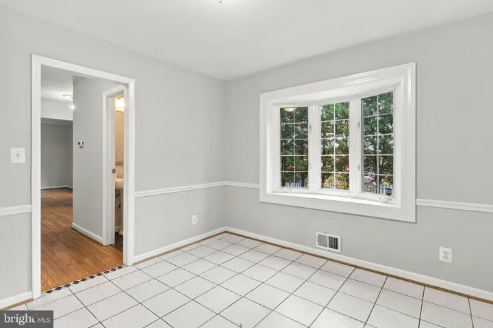8614 Vernon Ave, Alexandria, Virginia 22309