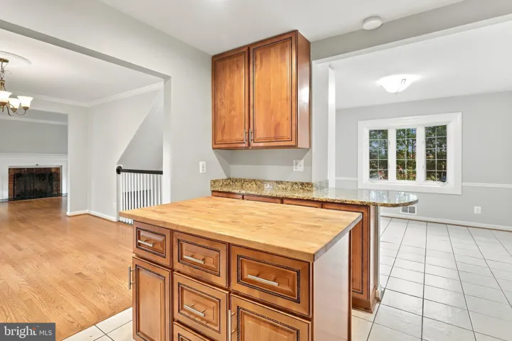 8614 Vernon Ave, Alexandria, Virginia 22309