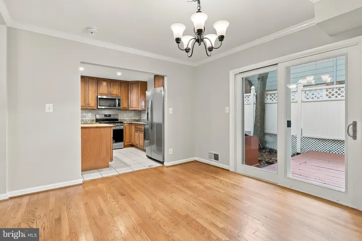 8614 Vernon Ave, Alexandria, Virginia 22309