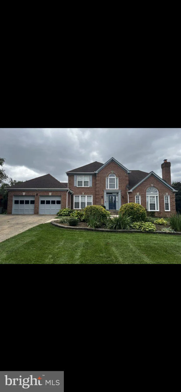 5808 HAMPTON FOREST WAY, Fairfax, VA 22030