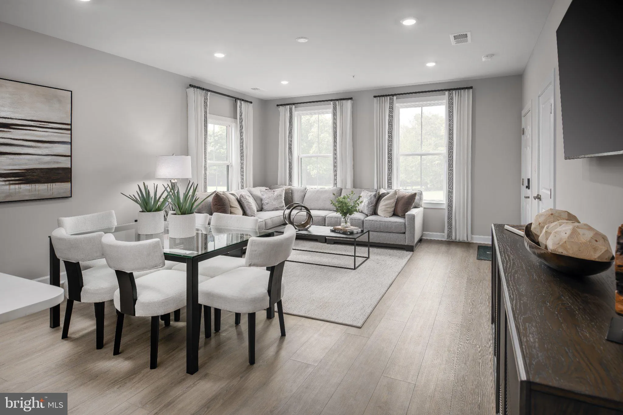 9565 LOOKOUT AVENUE, Alexandria, VA 22304