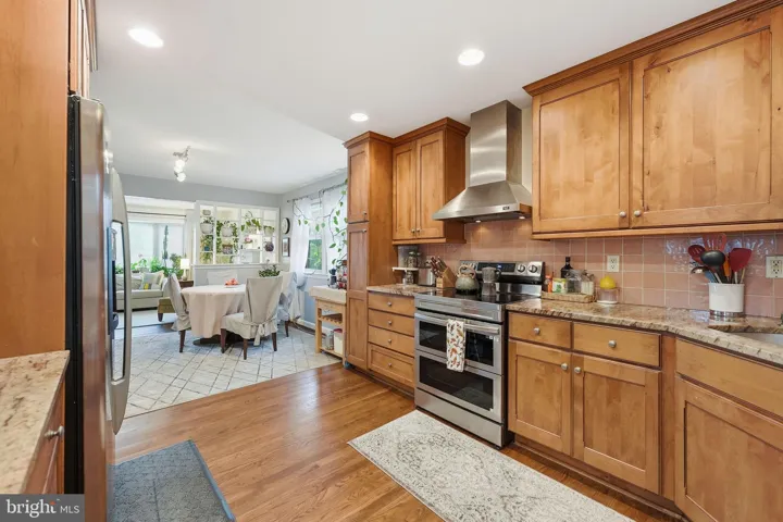 899 N Nottingham St, Arlington, Virginia 22205
