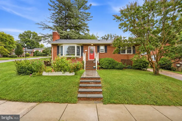 899 N Nottingham St, Arlington, Virginia 22205